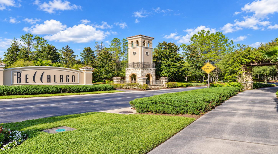 Kissimmee, Florida 34746, 4 Bedroom Bedrooms, ,3 Bathroombathrooms,Residential,For Sale,Carrick Bend,0,Mfrtb8542890