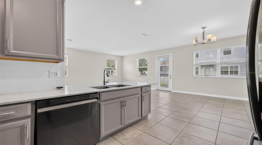 Kissimmee, Florida 34746, 4 Bedroom Bedrooms, ,3 Bathroombathrooms,Residential,For Sale,Title,0,Mfro6415126