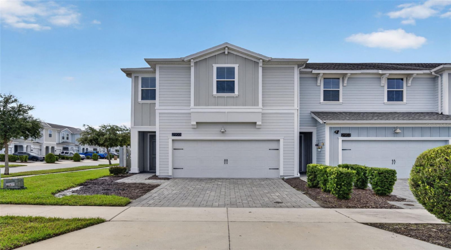 Kissimmee, Florida 34746, 4 Bedroom Bedrooms, ,3 Bathroombathrooms,Residential,For Sale,Title,0,Mfro6415126