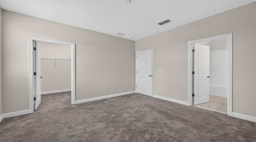 Kissimmee, Florida 34746, 4 Bedroom Bedrooms, ,3 Bathroombathrooms,Residential,For Sale,Title,0,Mfro6415126