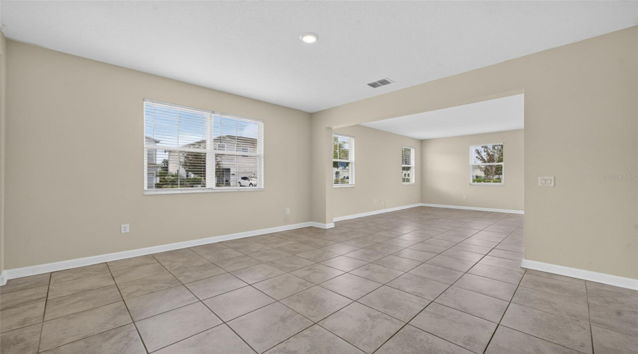 Kissimmee, Florida 34746, 4 Bedroom Bedrooms, ,3 Bathroombathrooms,Residential,For Sale,Title,0,Mfro6415126