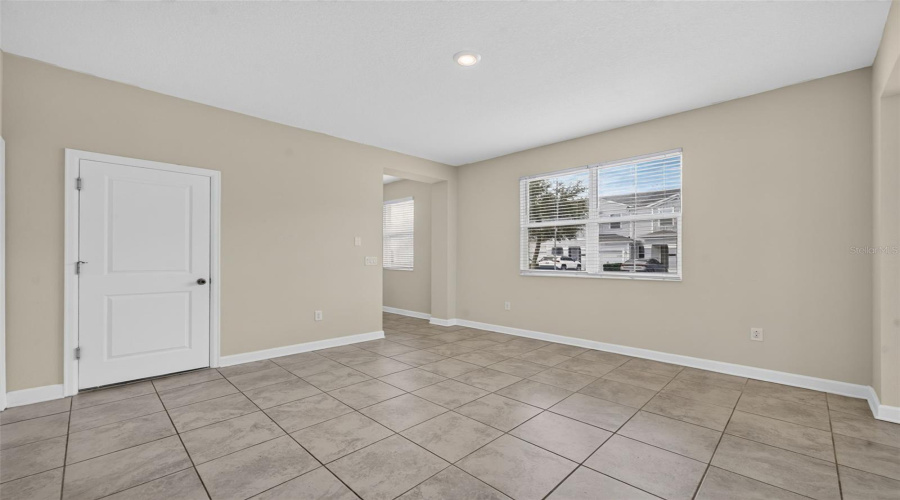 Kissimmee, Florida 34746, 4 Bedroom Bedrooms, ,3 Bathroombathrooms,Residential,For Sale,Title,0,Mfro6415126