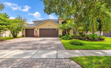 Kissimmee, Florida 34746, 4 Bedroom Bedrooms, ,3 Bathroombathrooms,Residential,For Sale,Eagle Isle,0,Mfrs5158737