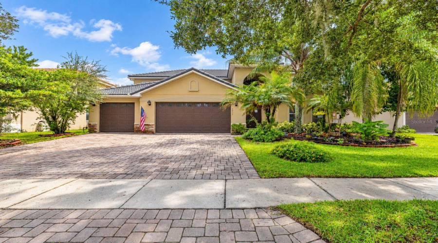 Kissimmee, Florida 34746, 4 Bedroom Bedrooms, ,3 Bathroombathrooms,Residential,For Sale,Eagle Isle,0,Mfrs5158737