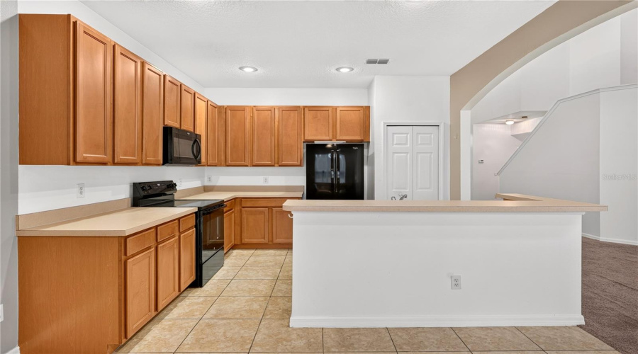 Kissimmee, Florida 34746, 4 Bedroom Bedrooms, ,2 Bathroombathrooms,Residential,For Sale,Sweetspire Cir,0,Mfro6448290