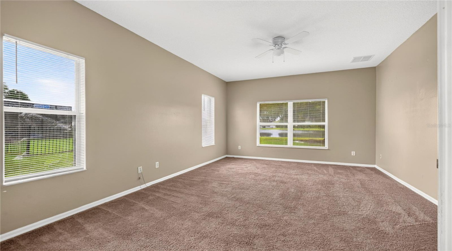 Kissimmee, Florida 34746, 4 Bedroom Bedrooms, ,2 Bathroombathrooms,Residential,For Sale,Sweetspire Cir,0,Mfro6448290