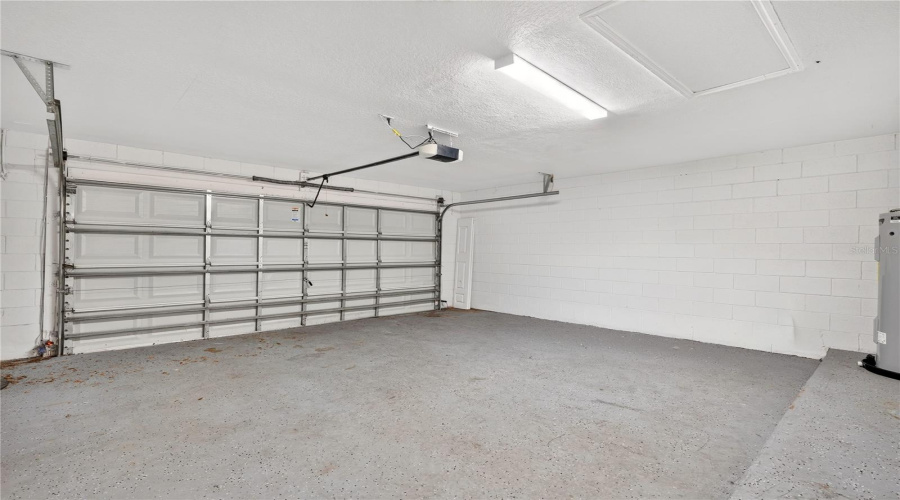 Kissimmee, Florida 34746, 4 Bedroom Bedrooms, ,2 Bathroombathrooms,Residential,For Sale,Sweetspire Cir,0,Mfro6448290