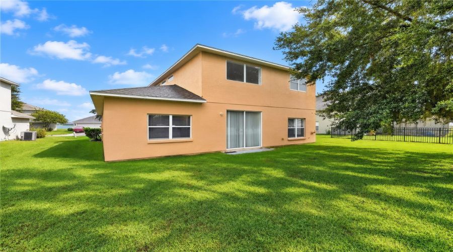 Kissimmee, Florida 34746, 4 Bedroom Bedrooms, ,2 Bathroombathrooms,Residential,For Sale,Sweetspire Cir,0,Mfro6448290
