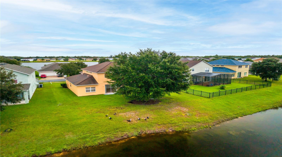 Kissimmee, Florida 34746, 4 Bedroom Bedrooms, ,2 Bathroombathrooms,Residential,For Sale,Sweetspire Cir,0,Mfro6448290