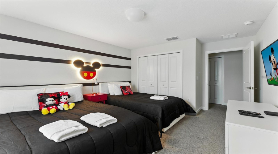 Kissimmee, Florida 34746, 4 Bedroom Bedrooms, ,3 Bathroombathrooms,Residential,For Sale,Windermere,0,Mfro6424235