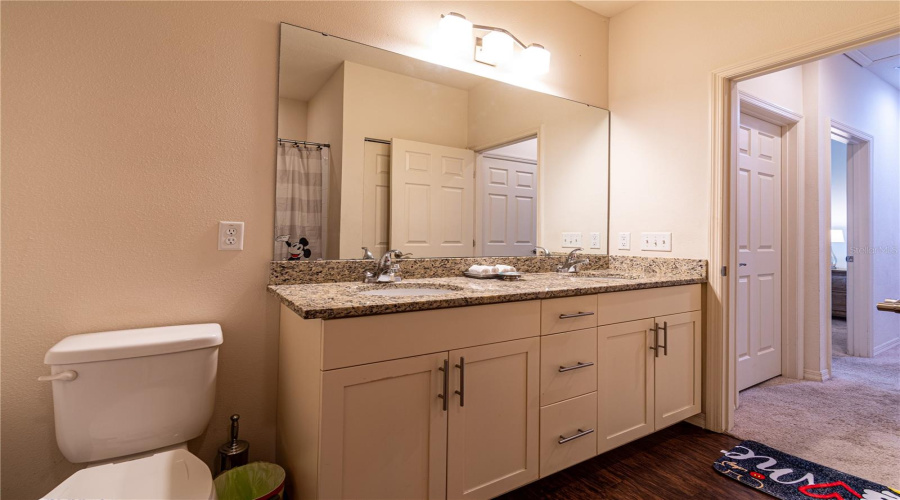Kissimmee, Florida 34747, 3 Bedroom Bedrooms, ,2 Bathroombathrooms,Residential,For Sale,Shine,0,Mfro6447891