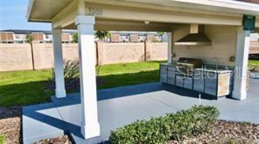 Kissimmee, Florida 34747, 3 Bedroom Bedrooms, ,2 Bathroombathrooms,Residential,For Sale,Shine,0,Mfro6447891