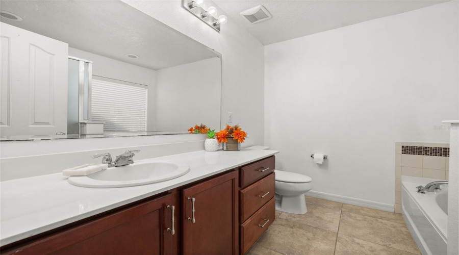 Kissimmee, Florida 34746, 4 Bedroom Bedrooms, ,2 Bathroombathrooms,Residential,For Sale,Boating,0,Mfrs5157912