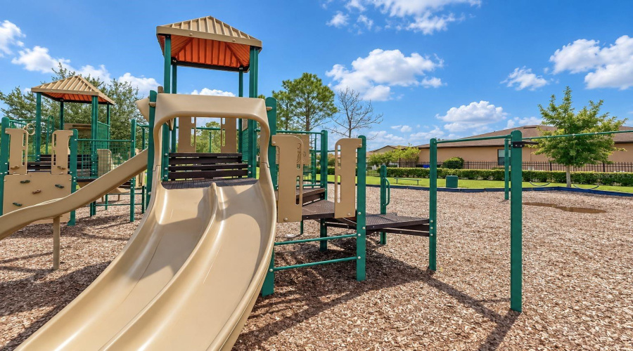 Kissimmee, Florida 34746, 4 Bedroom Bedrooms, ,2 Bathroombathrooms,Residential,For Sale,Boating,0,Mfrs5157912