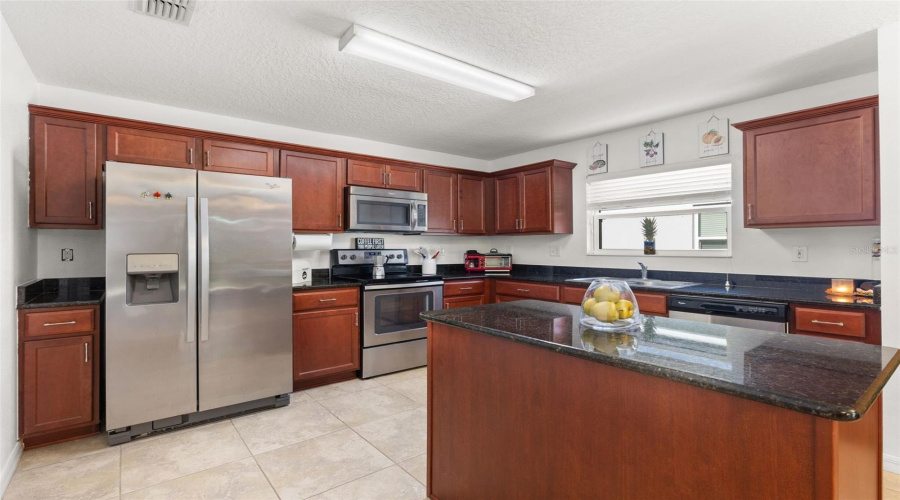 Kissimmee, Florida 34746, 4 Bedroom Bedrooms, ,2 Bathroombathrooms,Residential,For Sale,Boating,0,Mfrs5157912