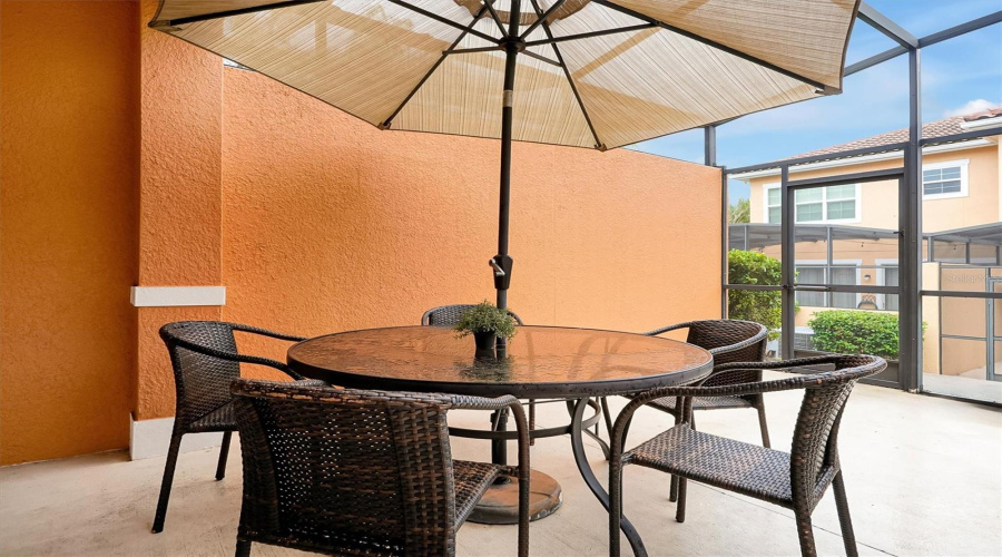 Kissimmee, Florida 34746, 2 Bedroom Bedrooms, ,2 Bathroombathrooms,Residential,For Sale,Roadster,0,Mfro6448098