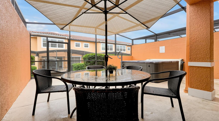 Kissimmee, Florida 34746, 2 Bedroom Bedrooms, ,2 Bathroombathrooms,Residential,For Sale,Roadster,0,Mfro6448098
