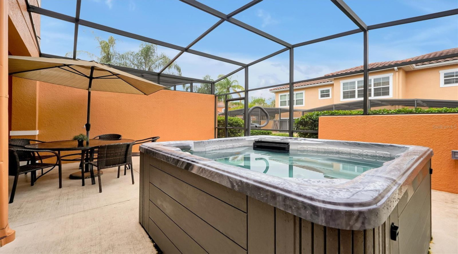 Kissimmee, Florida 34746, 2 Bedroom Bedrooms, ,2 Bathroombathrooms,Residential,For Sale,Roadster,0,Mfro6448098