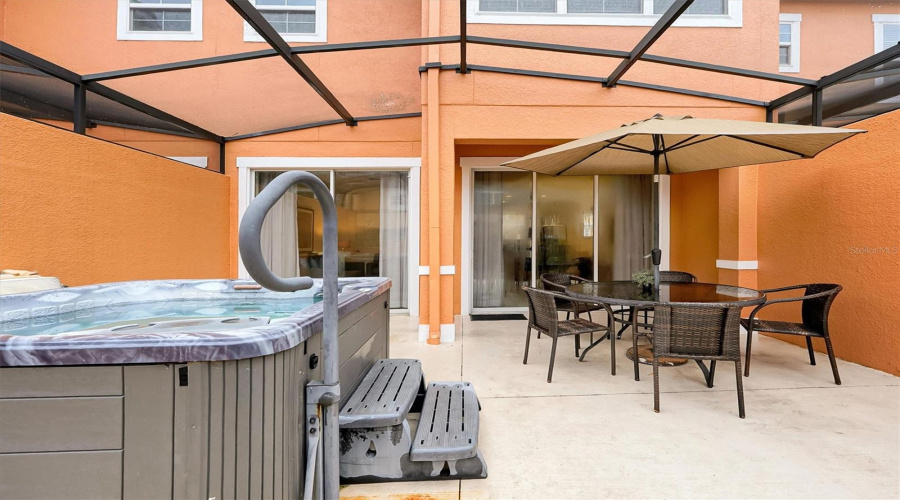Kissimmee, Florida 34746, 2 Bedroom Bedrooms, ,2 Bathroombathrooms,Residential,For Sale,Roadster,0,Mfro6448098