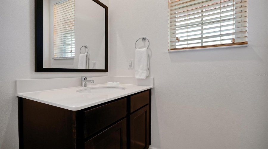 Kissimmee, Florida 34746, 2 Bedroom Bedrooms, ,2 Bathroombathrooms,Residential,For Sale,Roadster,0,Mfro6448098