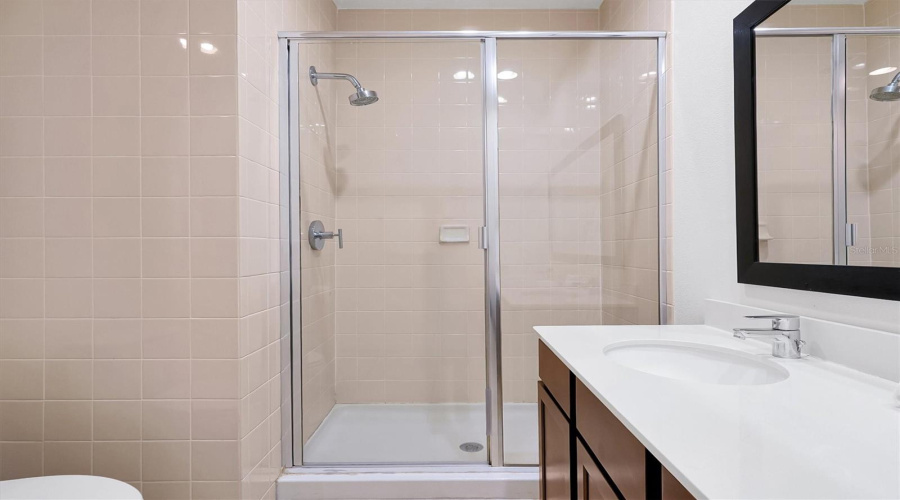 Kissimmee, Florida 34746, 2 Bedroom Bedrooms, ,2 Bathroombathrooms,Residential,For Sale,Roadster,0,Mfro6448098