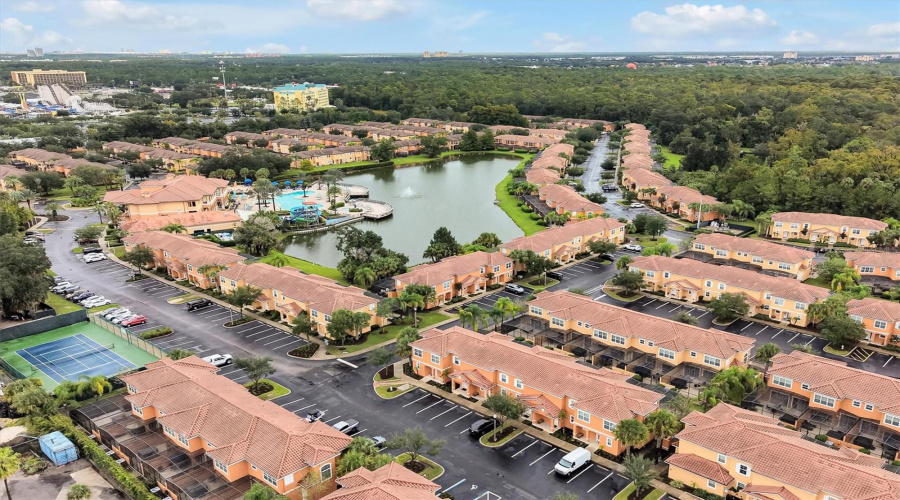 Kissimmee, Florida 34746, 2 Bedroom Bedrooms, ,2 Bathroombathrooms,Residential,For Sale,Roadster,0,Mfro6448098
