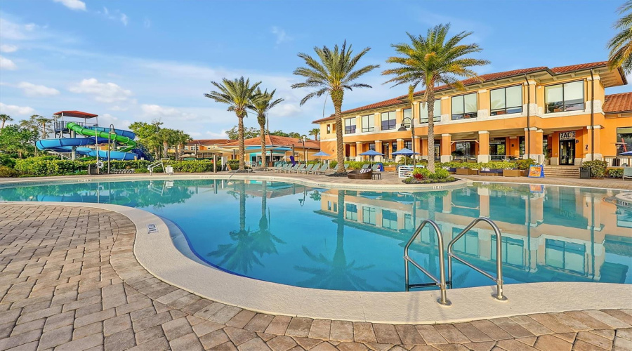 Kissimmee, Florida 34746, 2 Bedroom Bedrooms, ,2 Bathroombathrooms,Residential,For Sale,Roadster,0,Mfro6448098