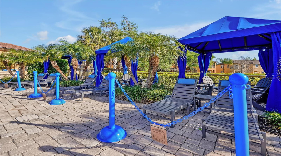 Kissimmee, Florida 34746, 2 Bedroom Bedrooms, ,2 Bathroombathrooms,Residential,For Sale,Roadster,0,Mfro6448098