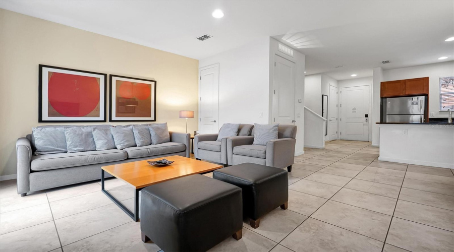 Kissimmee, Florida 34746, 2 Bedroom Bedrooms, ,2 Bathroombathrooms,Residential,For Sale,Roadster,0,Mfro6448098