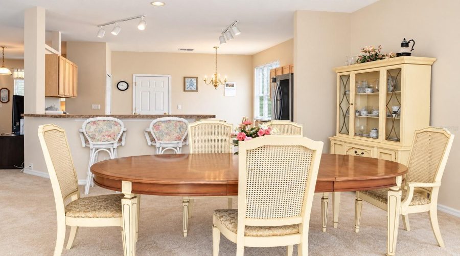 Davenport, Florida 33837, 4 Bedroom Bedrooms, ,3 Bathroombathrooms,Residential,For Sale,Wildflower,0,Mfrs5158588