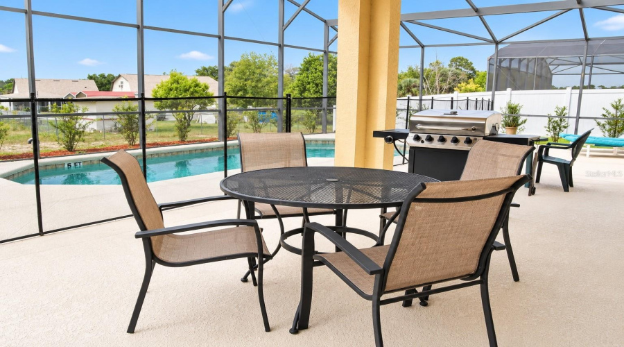 Davenport, Florida 33837, 4 Bedroom Bedrooms, ,3 Bathroombathrooms,Residential,For Sale,Wildflower,0,Mfrs5158588