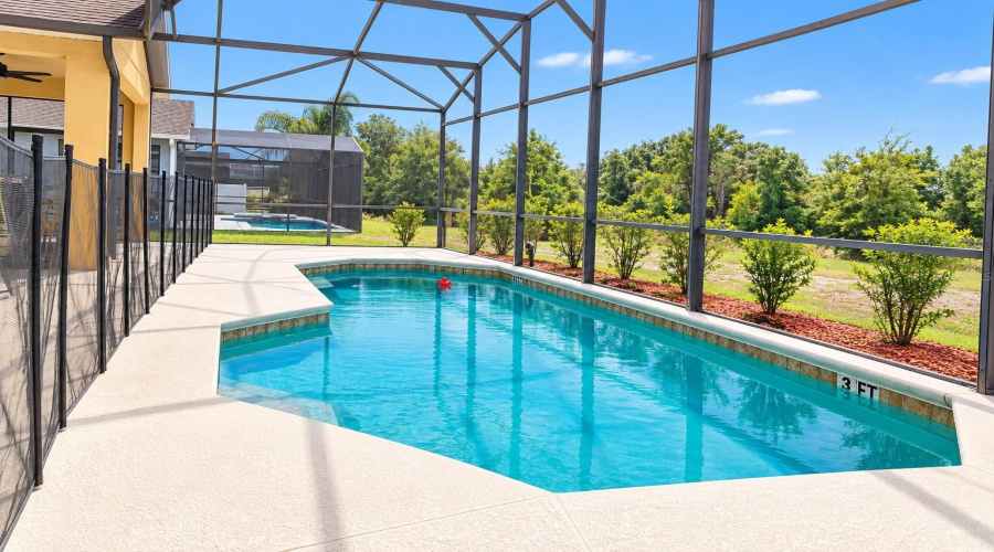 Davenport, Florida 33837, 4 Bedroom Bedrooms, ,3 Bathroombathrooms,Residential,For Sale,Wildflower,0,Mfrs5158588