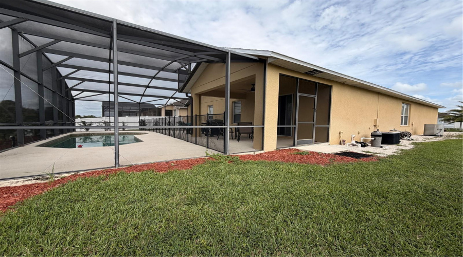 Davenport, Florida 33837, 4 Bedroom Bedrooms, ,3 Bathroombathrooms,Residential,For Sale,Wildflower,0,Mfrs5158588