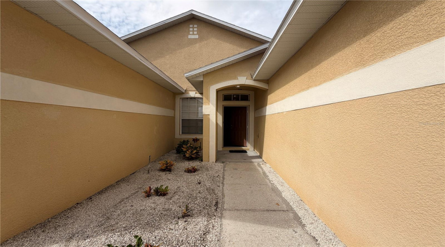 Davenport, Florida 33837, 4 Bedroom Bedrooms, ,3 Bathroombathrooms,Residential,For Sale,Wildflower,0,Mfrs5158588