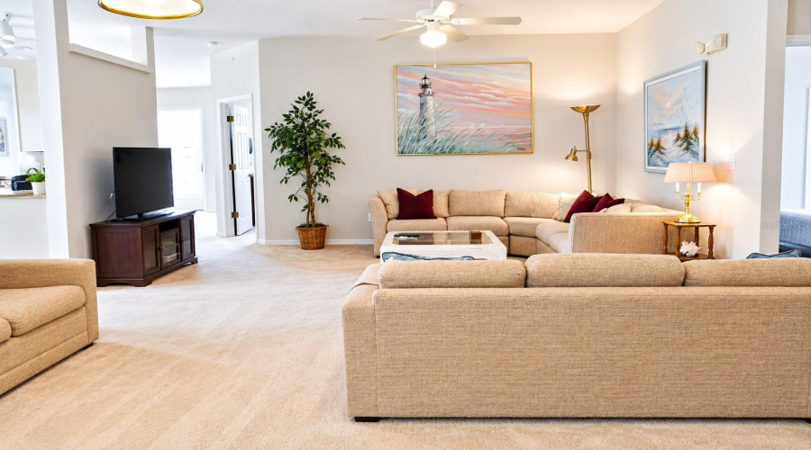 Davenport, Florida 33837, 4 Bedroom Bedrooms, ,3 Bathroombathrooms,Residential,For Sale,Wildflower,0,Mfrs5158588