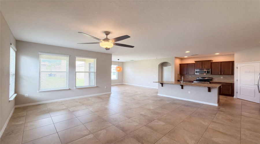 Kissimmee, Florida 34746, 3 Bedroom Bedrooms, ,2 Bathroombathrooms,Residential,For Sale,Commander,0,Mfro6448694