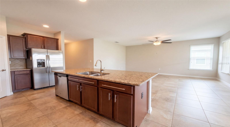 Kissimmee, Florida 34746, 3 Bedroom Bedrooms, ,2 Bathroombathrooms,Residential,For Sale,Commander,0,Mfro6448694