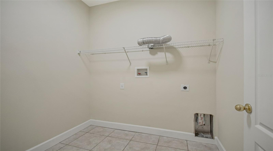 Kissimmee, Florida 34746, 3 Bedroom Bedrooms, ,2 Bathroombathrooms,Residential,For Sale,Palermo Rose,0,Mfrs5157719
