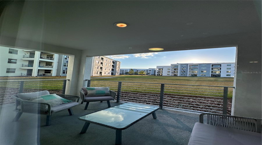 Kissimmee, Florida 34746, 2 Bedroom Bedrooms, ,2 Bathroombathrooms,Residential,For Sale,Paradox,0,Mfrs5119574