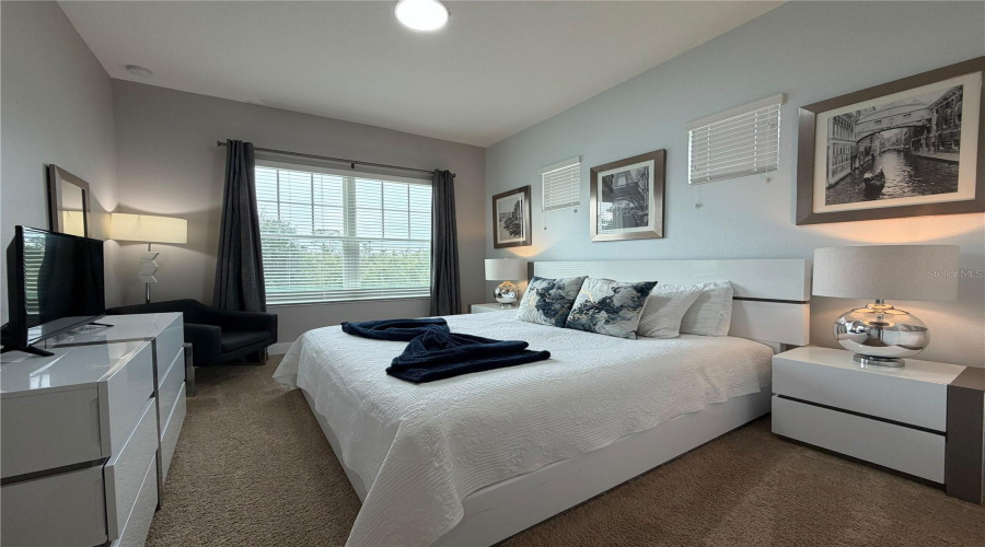 Kissimmee, Florida 34747, 5 Bedroom Bedrooms, ,6 Bathroombathrooms,Residential,For Sale,Sunville,0,Mfro6445443
