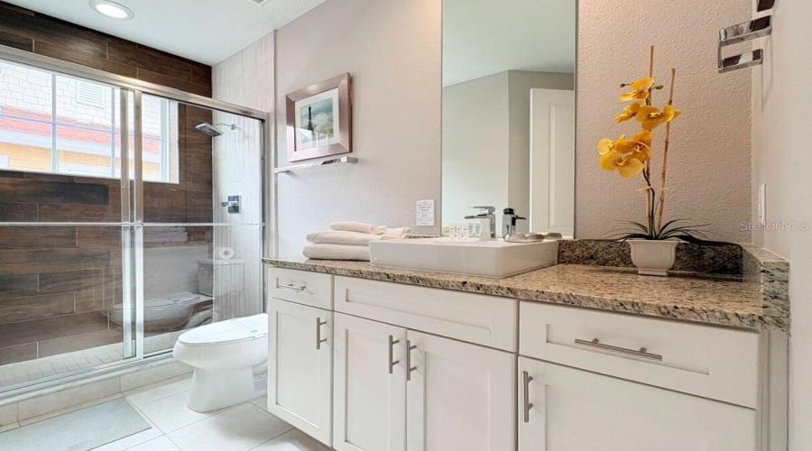 Kissimmee, Florida 34747, 5 Bedroom Bedrooms, ,6 Bathroombathrooms,Residential,For Sale,Sunville,0,Mfro6445443
