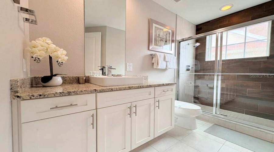 Kissimmee, Florida 34747, 5 Bedroom Bedrooms, ,6 Bathroombathrooms,Residential,For Sale,Sunville,0,Mfro6445443