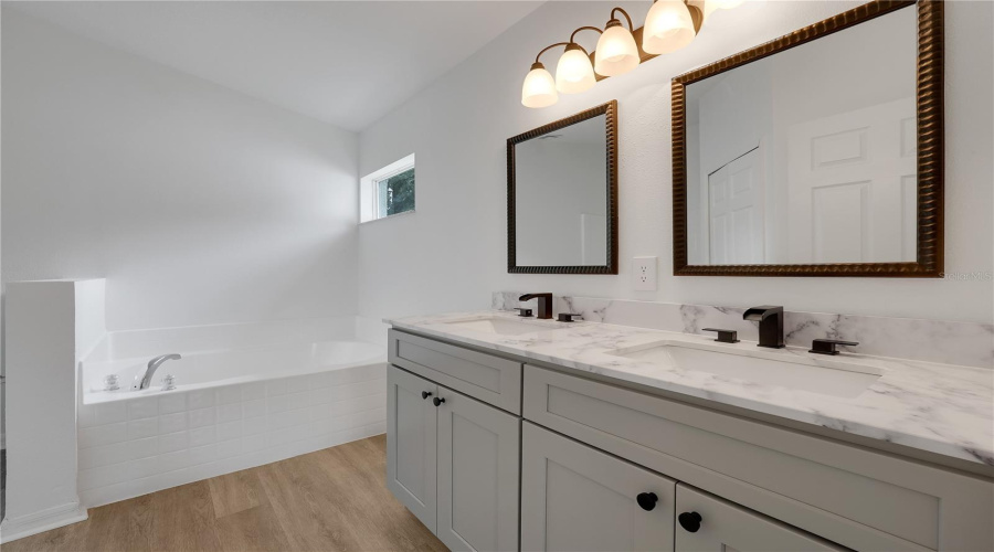 Davenport, Florida 33837, 3 Bedroom Bedrooms, ,2 Bathroombathrooms,Residential,For Sale,Verbena St,0,Mfrg5116707