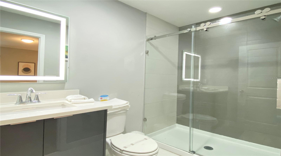Kissimmee, Florida 34746, 4 Bedroom Bedrooms, ,3 Bathroombathrooms,Residential,For Sale,Le Reve,0,Mfro6448857