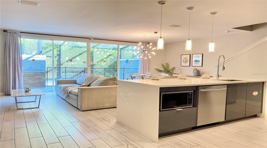Kissimmee, Florida 34746, 4 Bedroom Bedrooms, ,3 Bathroombathrooms,Residential,For Sale,Le Reve,0,Mfro6448857