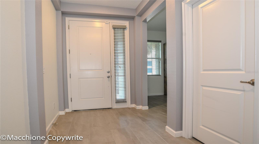 Davenport, Florida 33837, 3 Bedroom Bedrooms, ,2 Bathroombathrooms,Residential,For Sale,Fortuna,0,Mfrl4965645