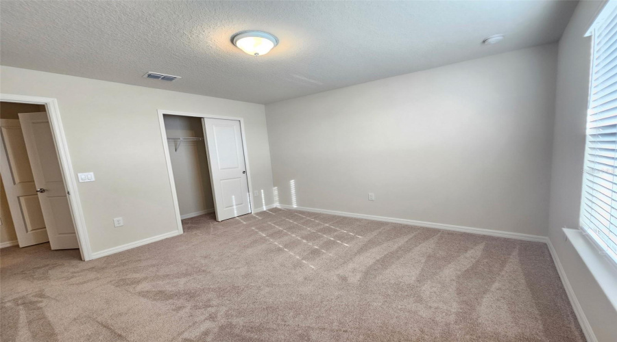 Davenport, Florida 33897, 6 Bedroom Bedrooms, ,4 Bathroombathrooms,Residential,For Sale,Lilac,0,Mfro6448589