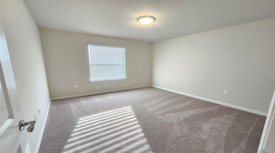 Davenport, Florida 33897, 6 Bedroom Bedrooms, ,4 Bathroombathrooms,Residential,For Sale,Lilac,0,Mfro6448589