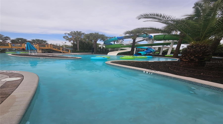 Davenport, Florida 33897, 6 Bedroom Bedrooms, ,4 Bathroombathrooms,Residential,For Sale,Lilac,0,Mfro6448589