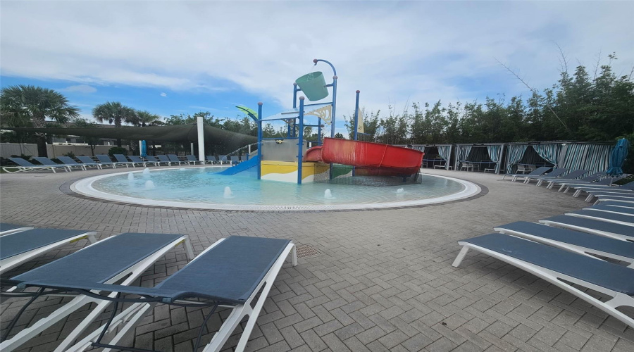 Davenport, Florida 33897, 6 Bedroom Bedrooms, ,4 Bathroombathrooms,Residential,For Sale,Lilac,0,Mfro6448589